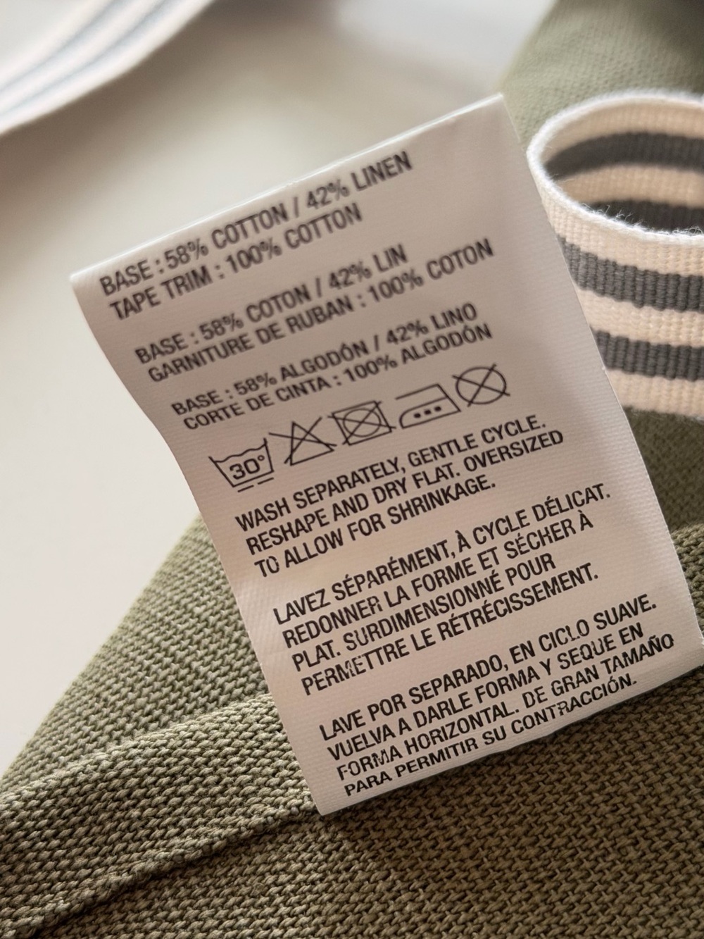 Crate&Barrel Oslo Cross Back Apron with pocket - Picture 2 of 9